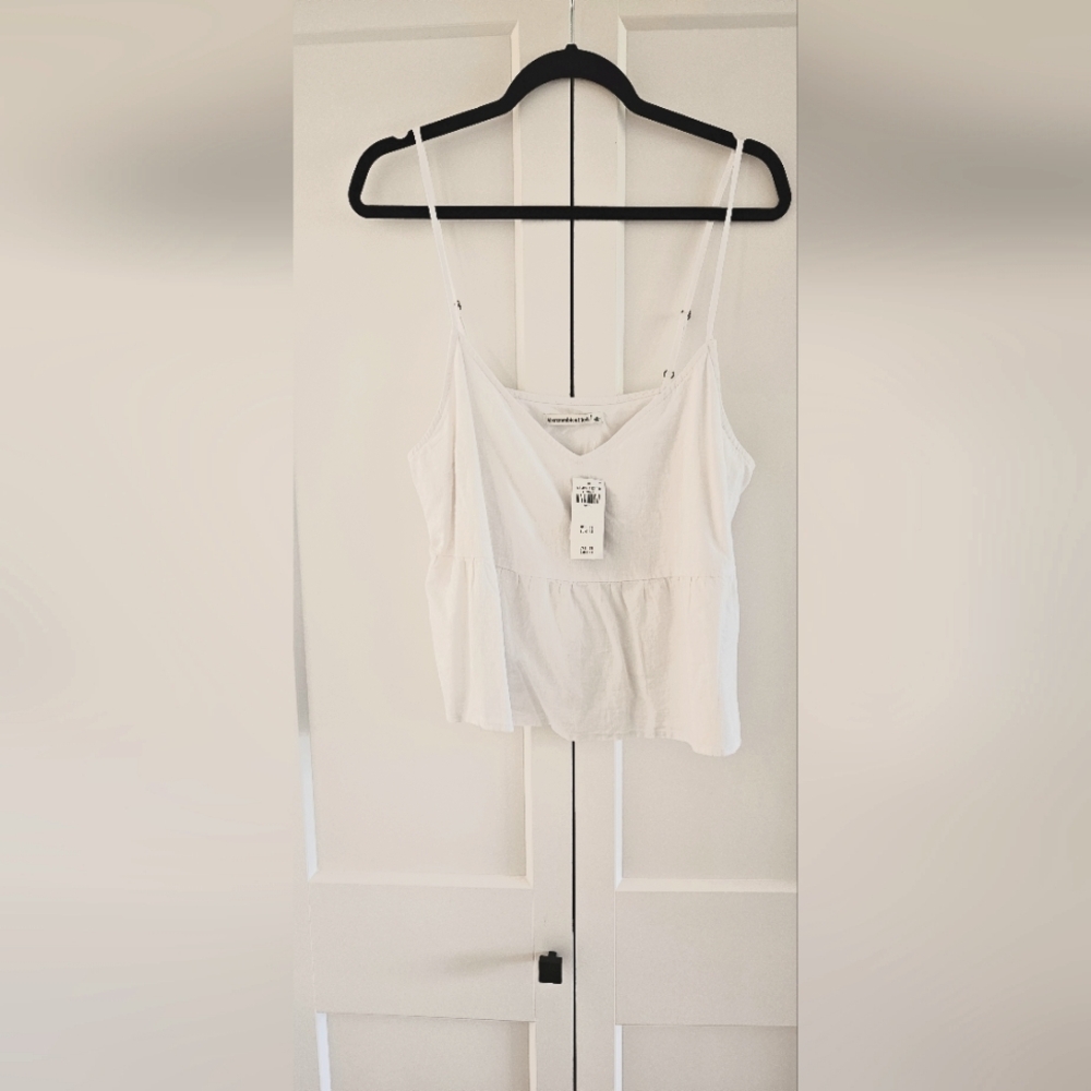 New Abercrombie Linen/Viscose White Trapeze Cami in L